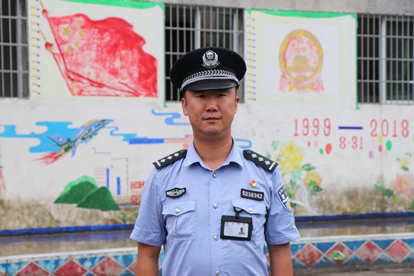 吴坚.jpg 吴坚.jpg