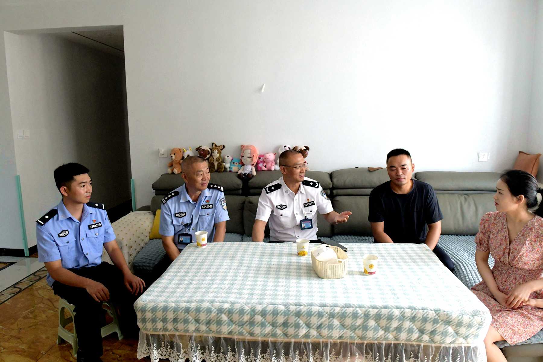 政治家访