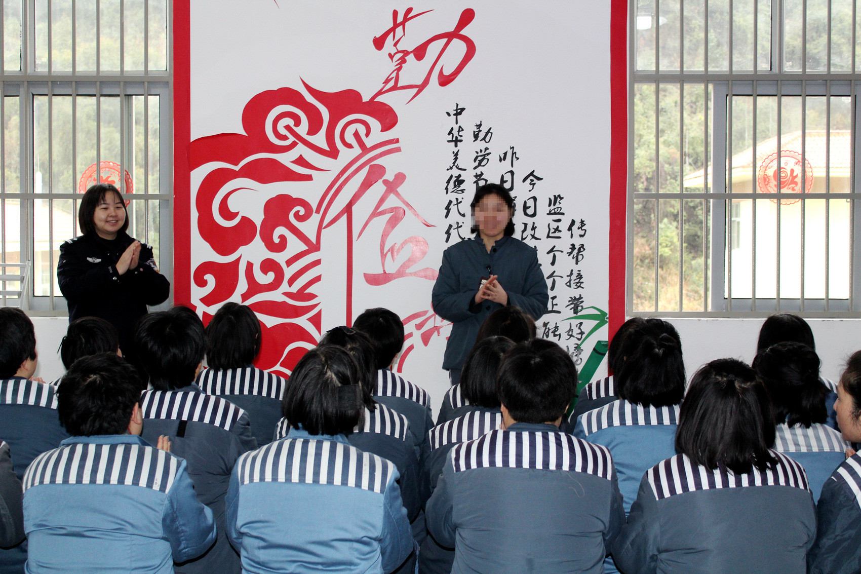 “讲见闻  谈心得”分享会现场_副本.jpg