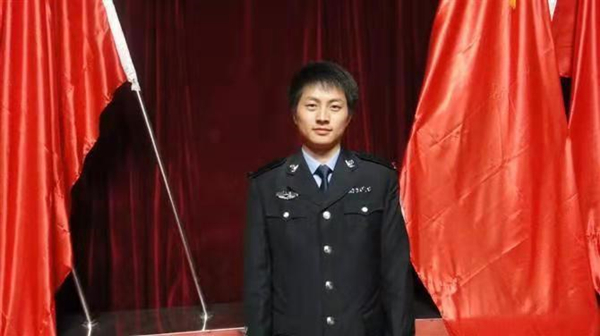 警校时期.jpg