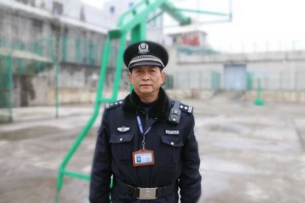 胥燕利.jpg