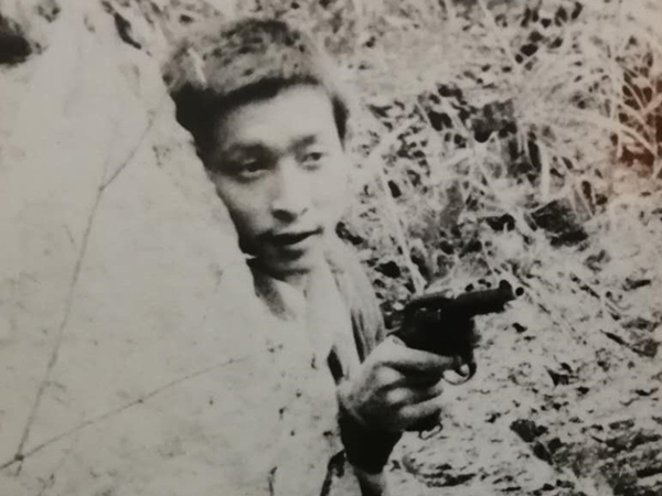 当兵时的胥燕利.jpg