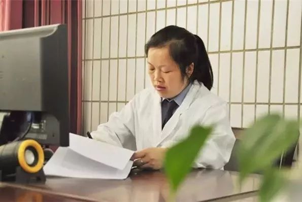 陆永丽.jpg