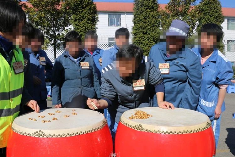 闹新春.jpg