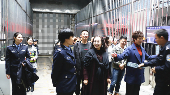 十监区进监.jpg