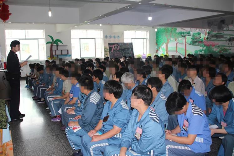组织专题学习.jpg