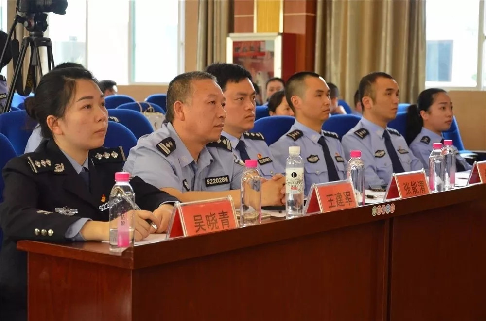 评委.jpg