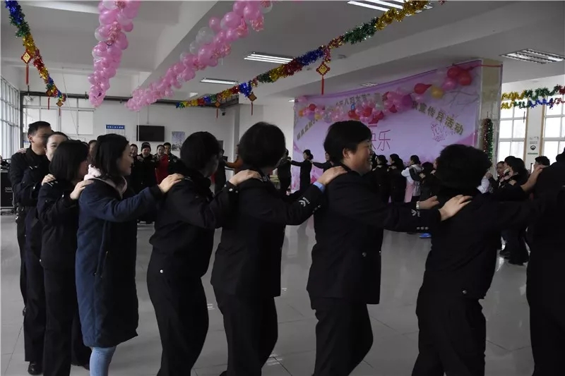 桃花朵朵开游戏.jpg