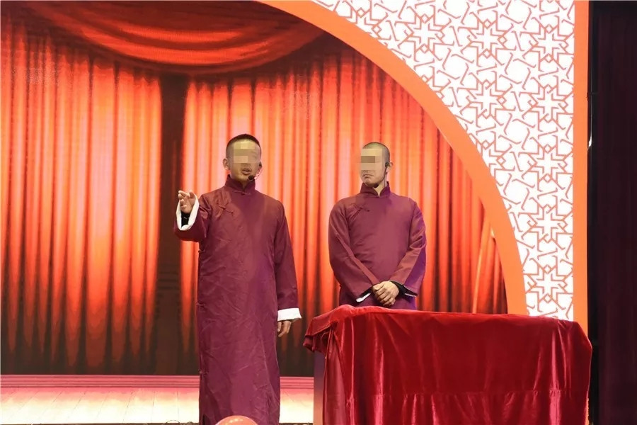 相声节目演出.jpg
