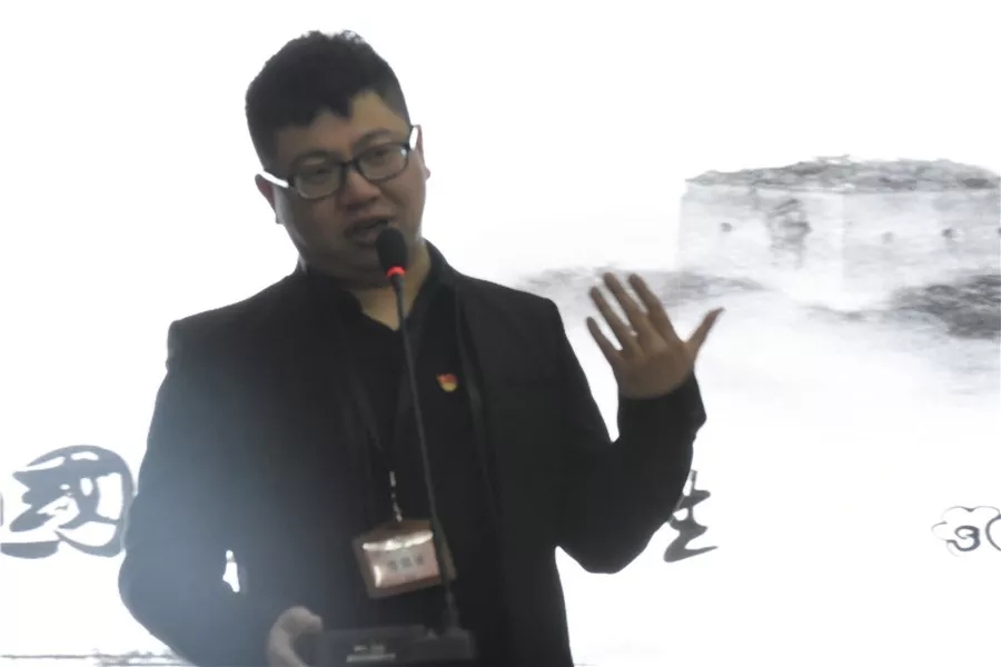 黄杭讲师.jpg