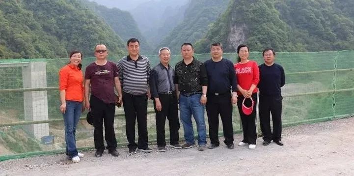 参加此次活动一行.jpg