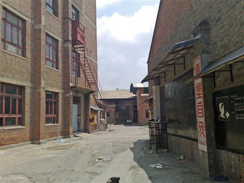 image002.jpg