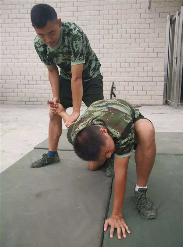 QQ图片20150902121355.jpg