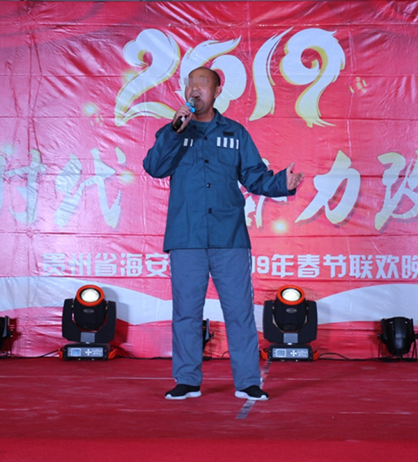 歌曲独唱.jpg 歌曲独唱.jpg