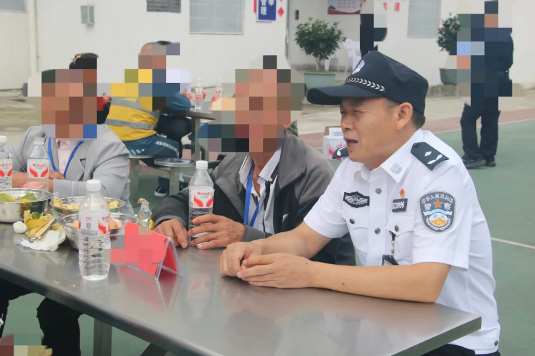 亲情帮教搭建改造“连心桥”