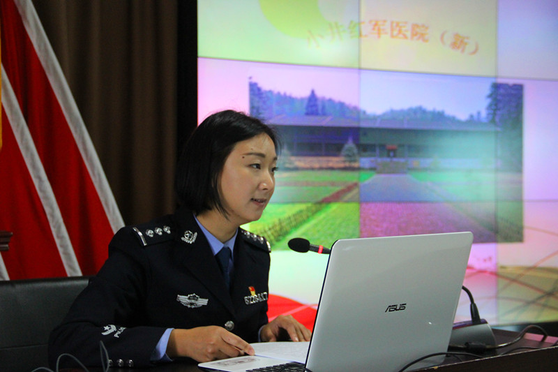 监狱团委负责人黄睿主讲.jpg