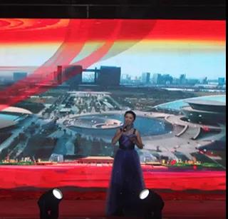 退休干部参加演出场景.jpg