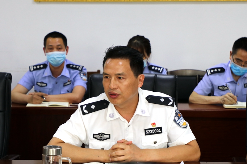 涂晓华政委率队到黔东南监狱督导检查安全工作