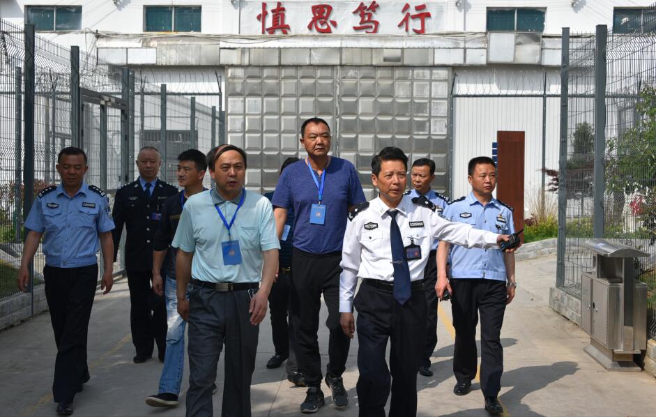 贵阳市白云区人大代表到沙子哨监狱视察工作