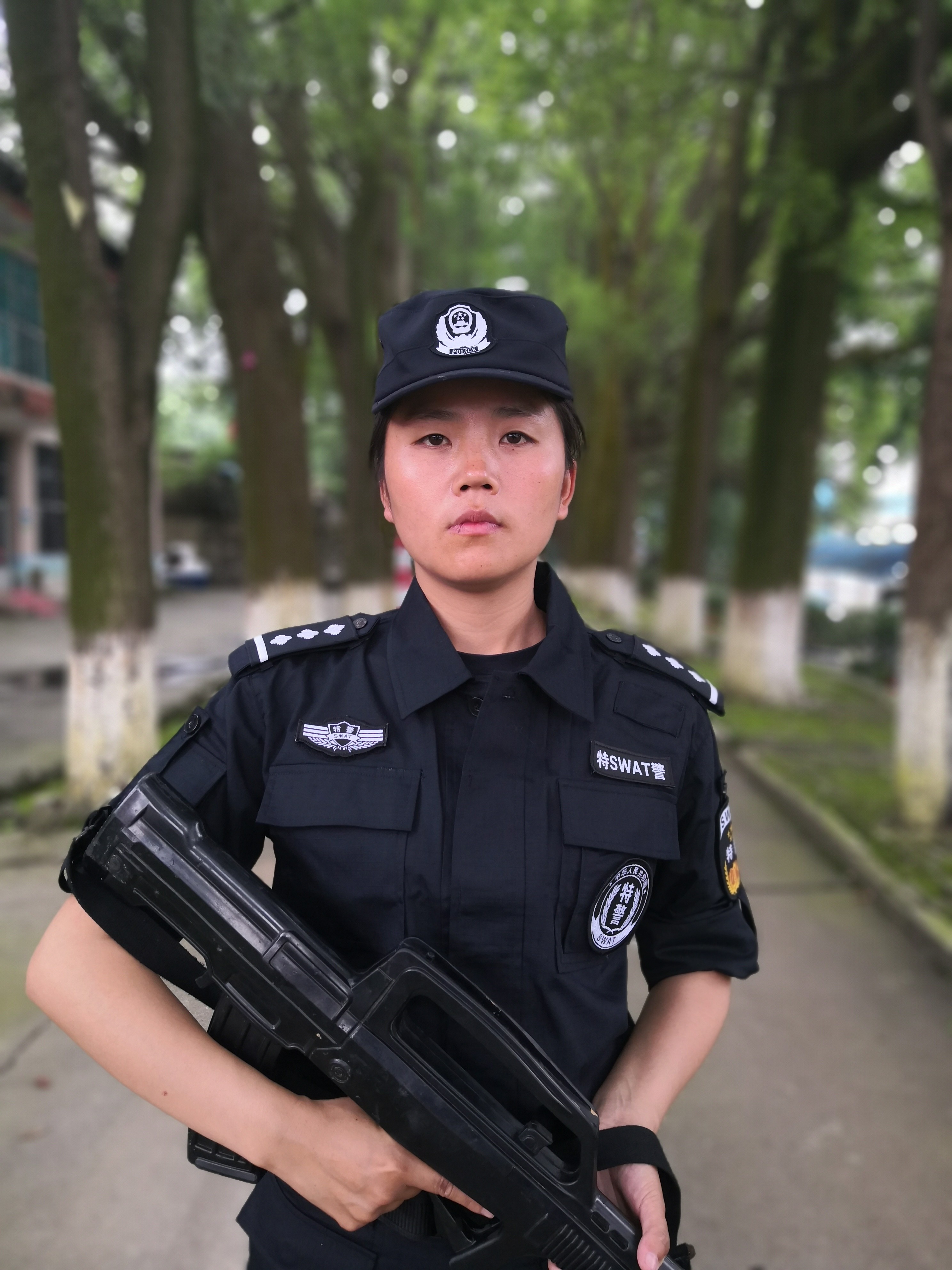 李凤琳.jpg