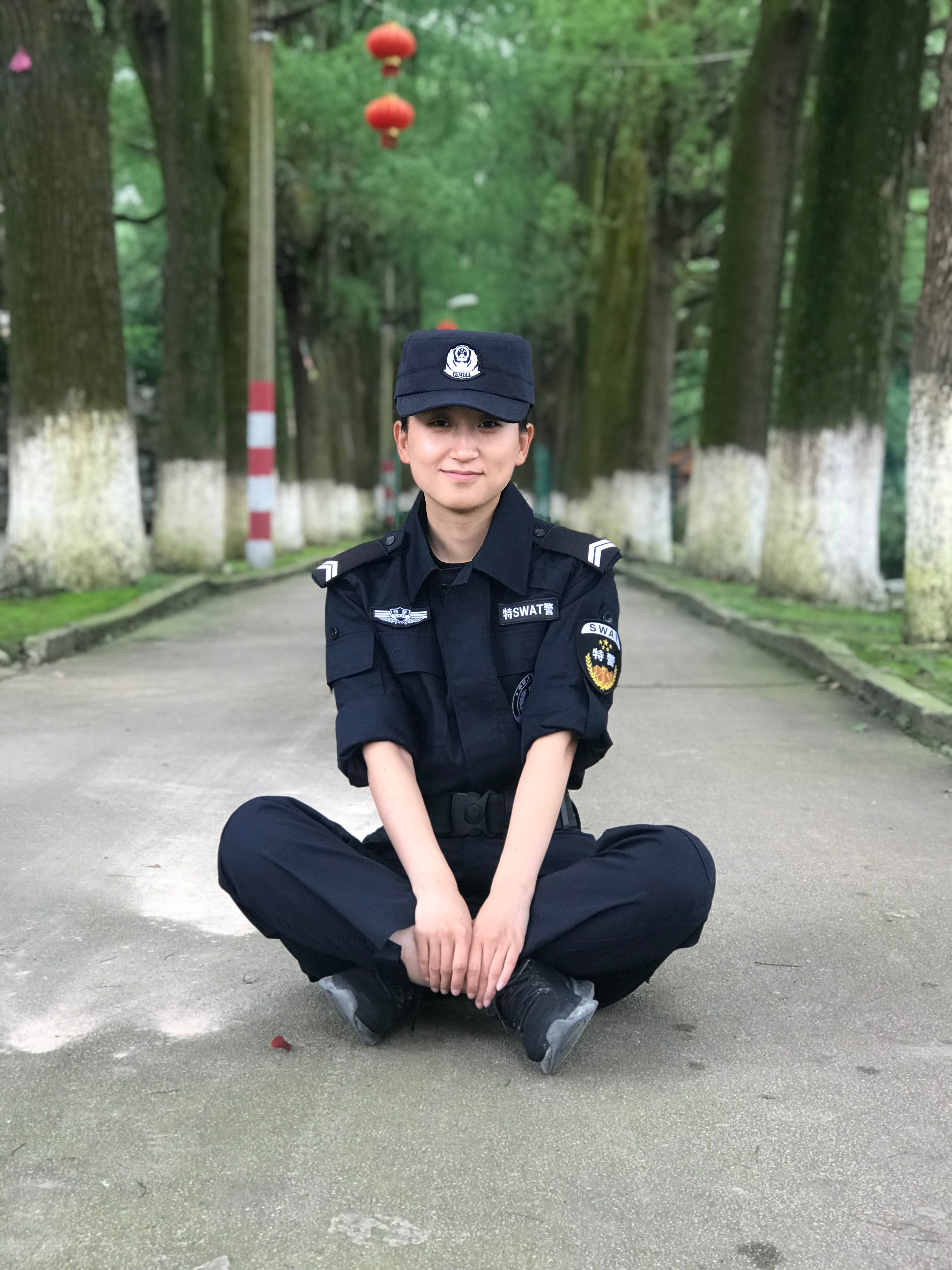 李菁.jpg