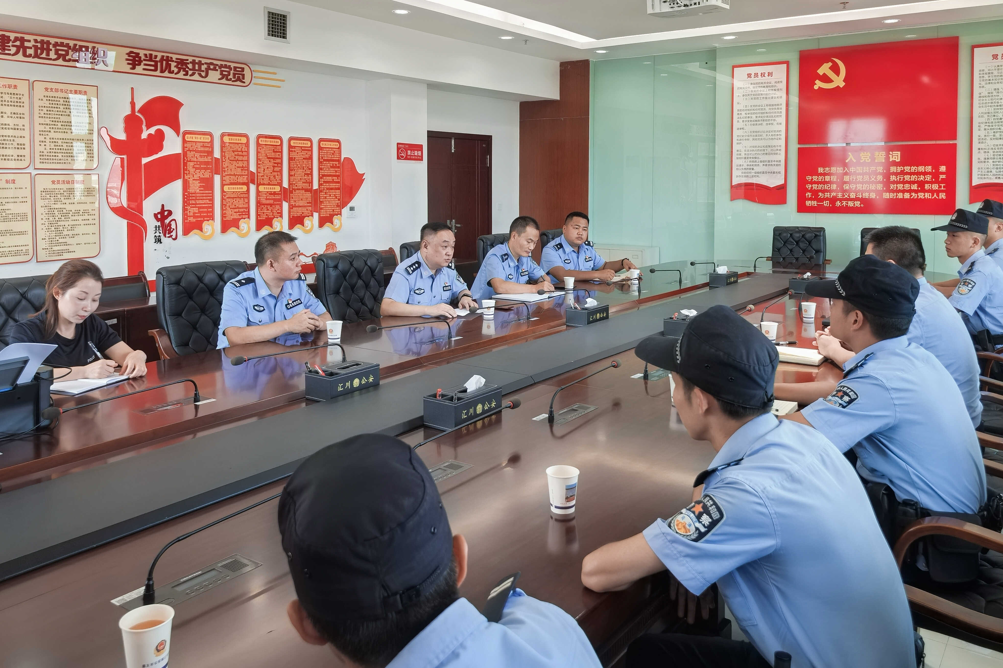 遵义监狱首批新警赴汇川公安分局跟班学习启动