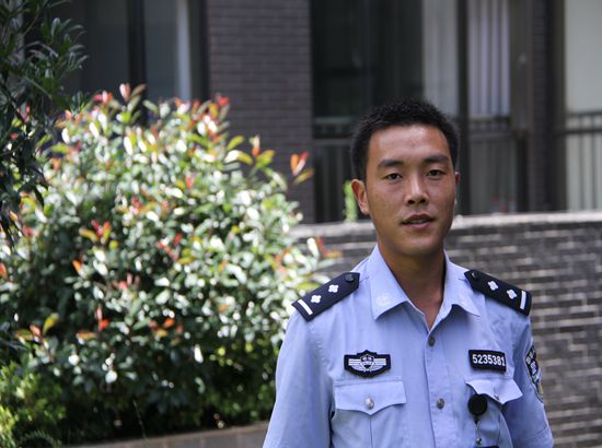 黄启伦_副本.jpg