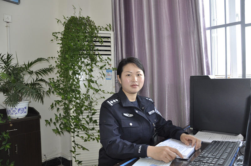 赵立珊_副本.jpg