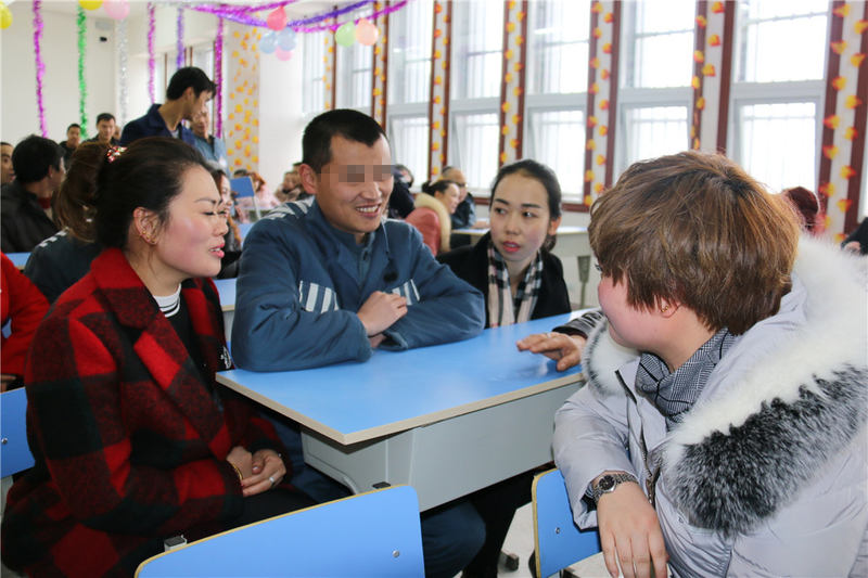 亲情在此刻相融1.jpg