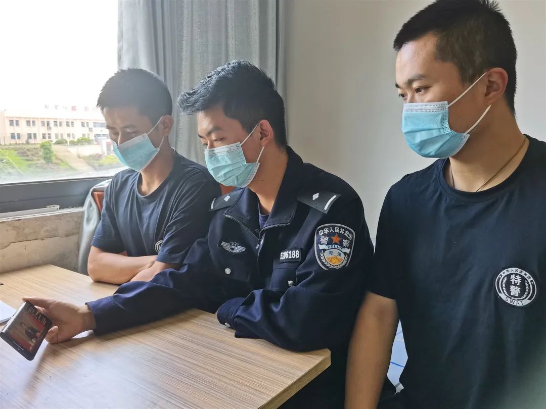 金西监狱民警收看共青团成立100周年大会认真学习会议精神